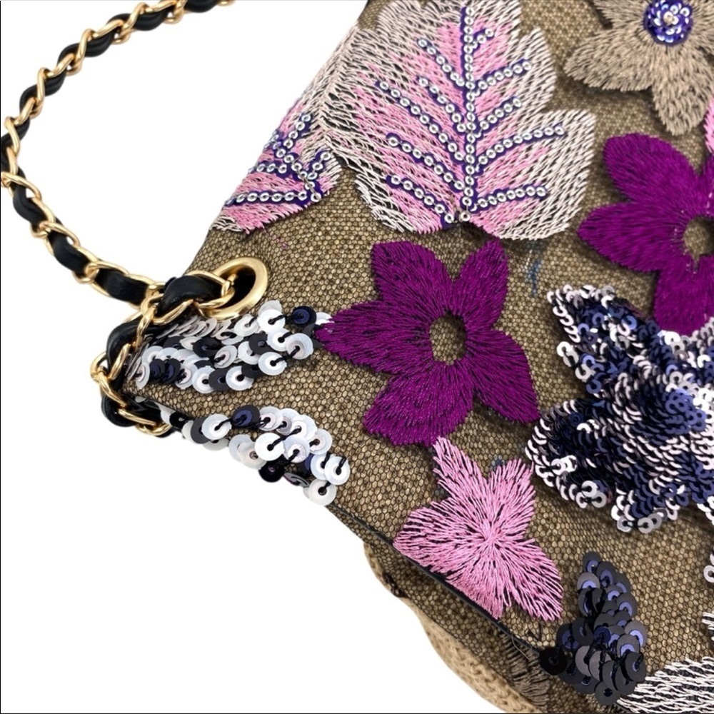 Floral Embroidered Sequin Woven Jute Clutch Shoulder Bag - Picture 7 of 15
